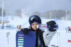 作为赛事官方赞助商，“水中贵族”百岁山为参赛选手提供高质量补水，同时为赛事的成功举办提供强大助力。