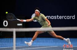 中国香港(gǎng)选手(shǒu)黄澤(zé)林晋级澳網(wǎng)亚太区外卡赛八(bā)强