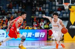 平安夜！CBA焦点战！24日19点30分，CCTV5和CCTV5+直播表出炉
