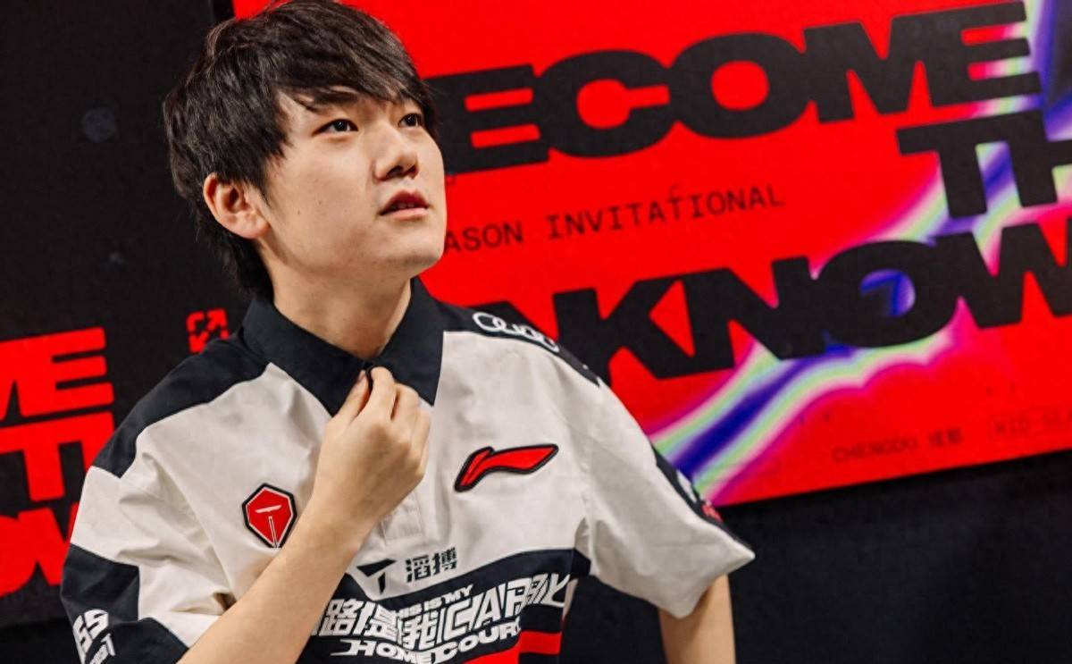 LPL饭堂节目引发争议,TES战队强烈反应引发广泛讨论