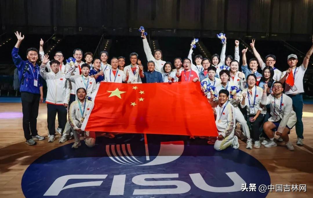 李星诺、赵若含!为国争光!