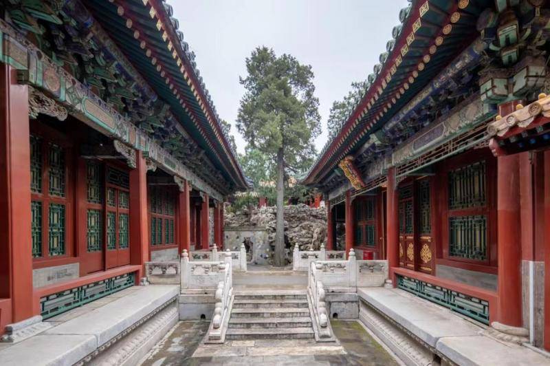 乾隆花园重新开放 观众购买珍宝馆门票后即可参观