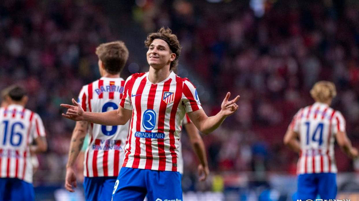 多场比赛疯狂收官，阿尔瓦雷斯帽子戏法领衔英雄