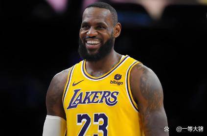 防守表现不佳，湖人本季对手三分命中率高达37.9%，场均快攻失分排名第18